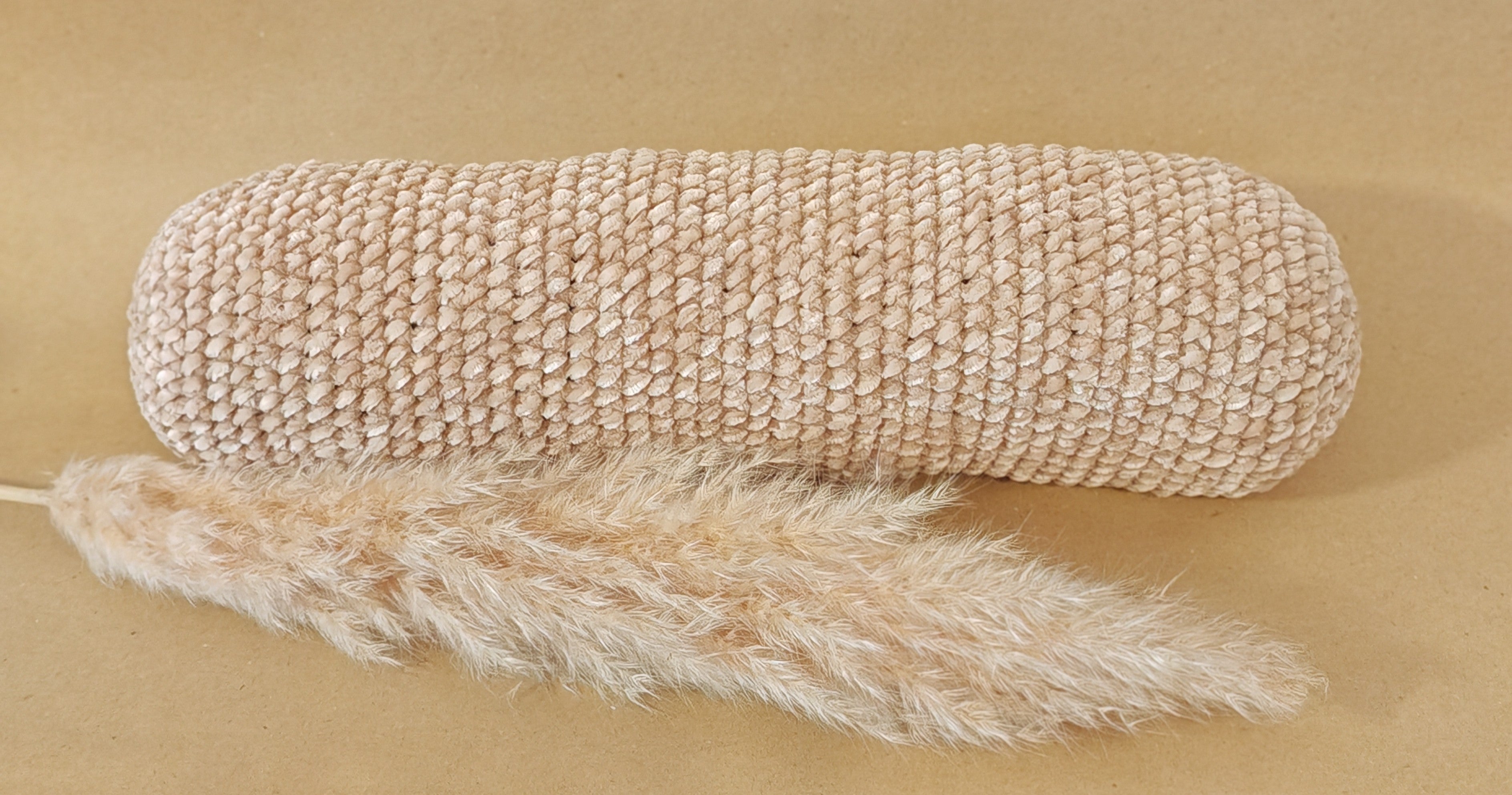 Nackenrolle  | ergonomisches Nackenkissen für Entspannung & Komfort