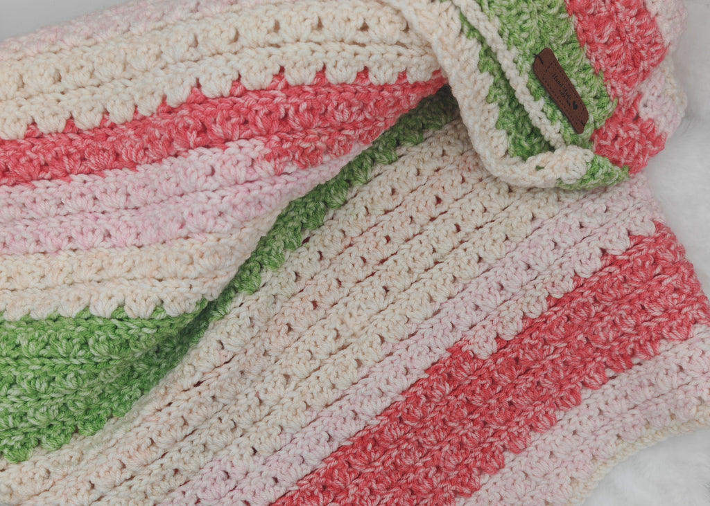 Gehäkelte gestreifte Decke | Handgemachte Kuscheldecke & Wohnaccessoire | Boho Deko