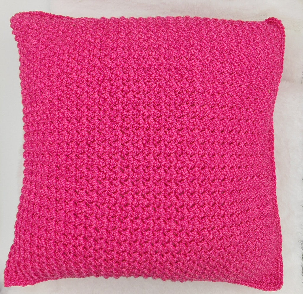Handgemachtes Häkelkissen in Pink | Weiches Dekokissen für Sofa & Schlafzimmer
