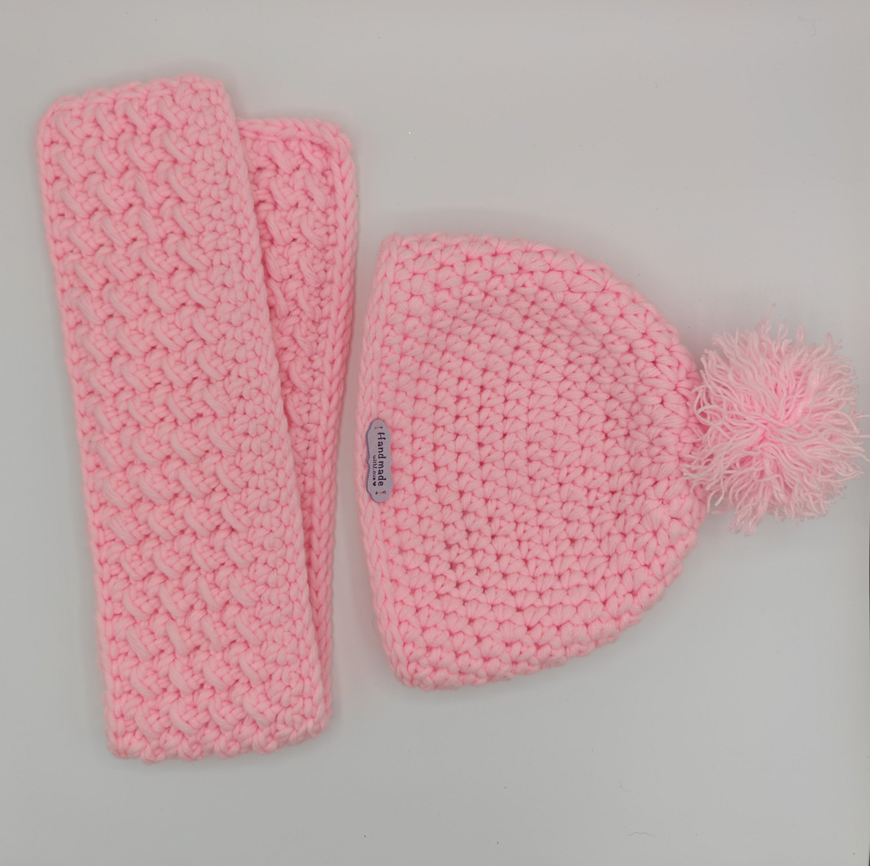 Gehäkeltes Baby- & Kinderset | Mütze mit Bommel & Schal | Rosa | Handgemacht