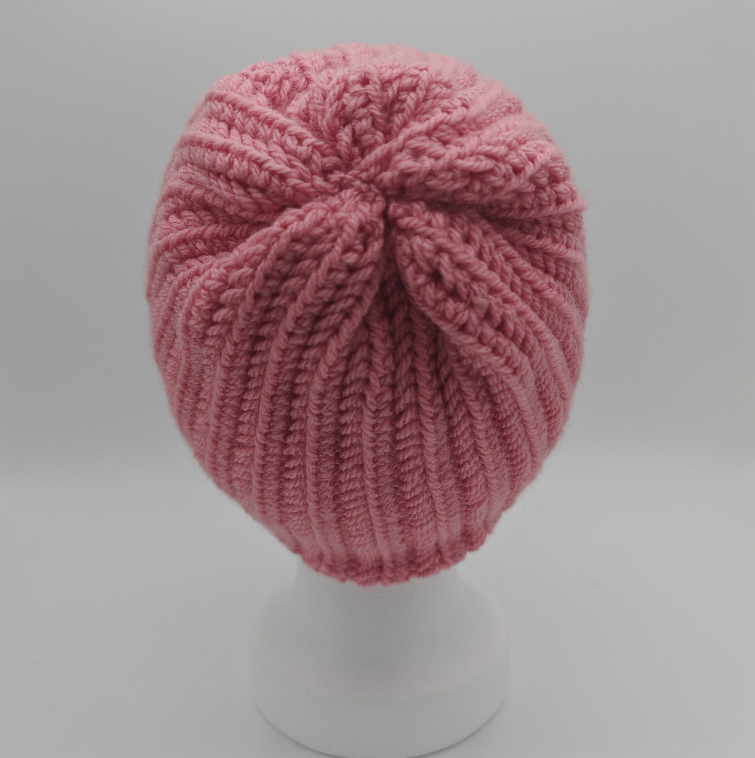 Handgehäkelte Beanie – zeitlose Wintermütze