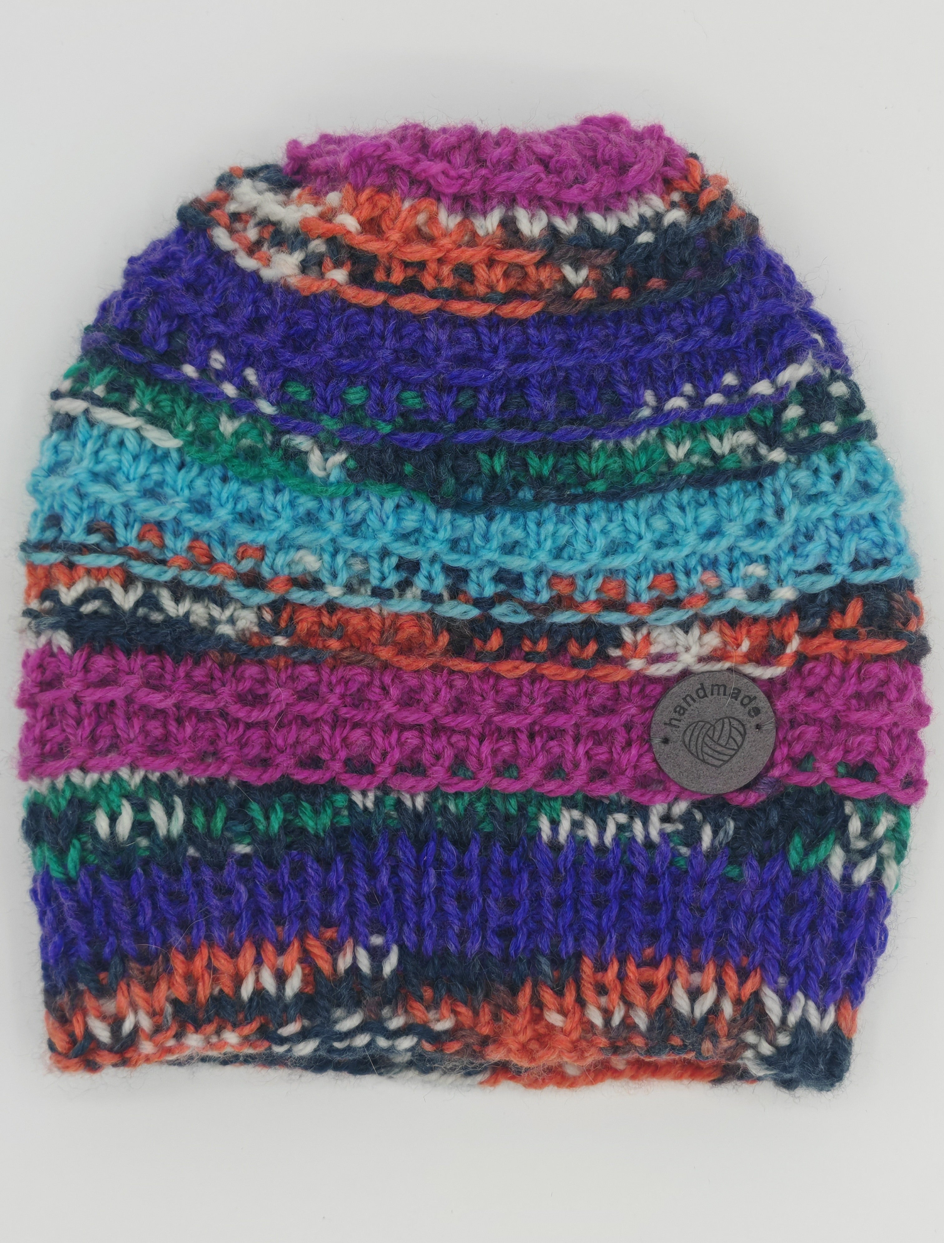 Handgestrickte Kindermütze aus Wolle – Bunt & Warm | Handmade Wintermütze