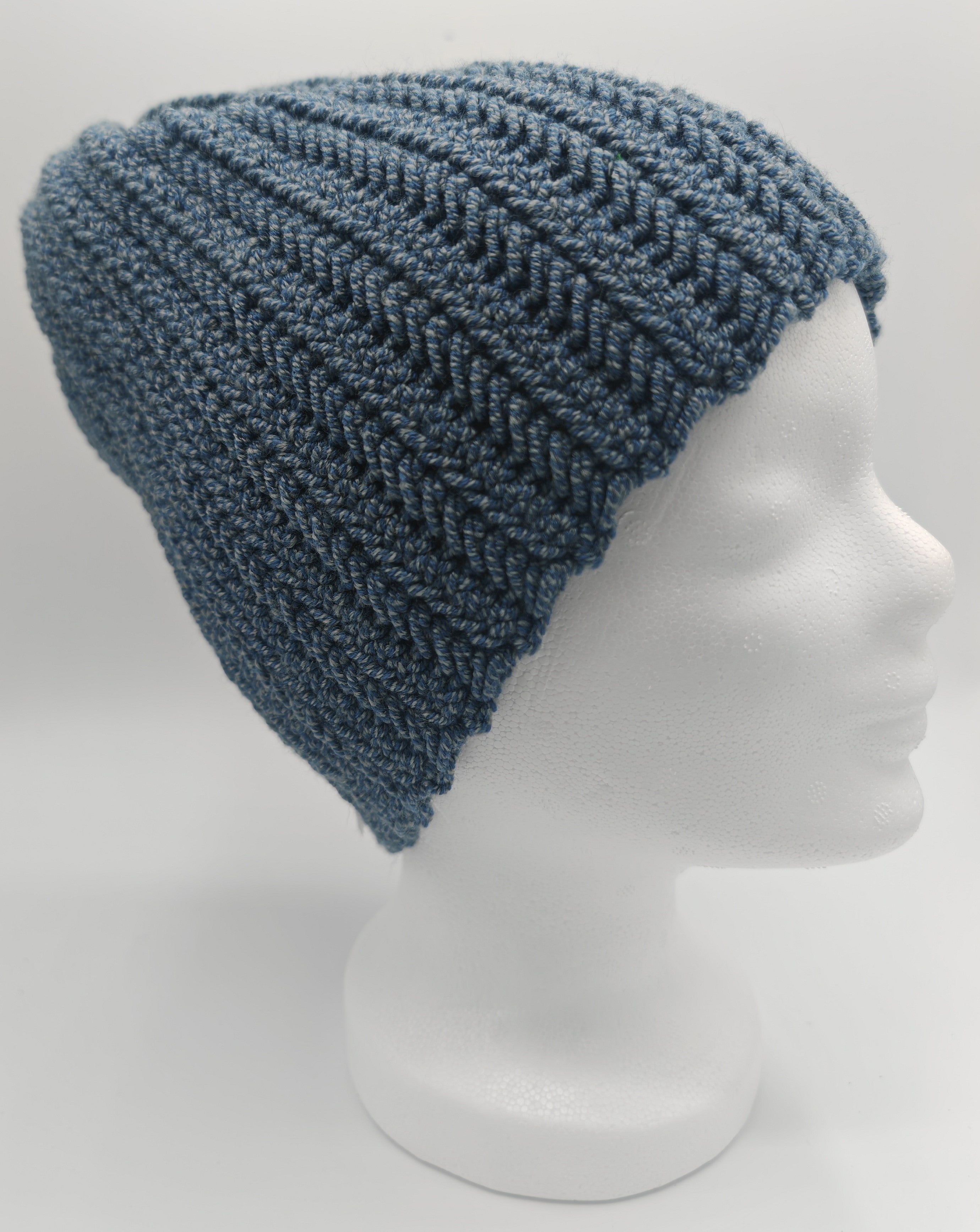 Handgehäkelte Beanie – zeitlose Wintermütze