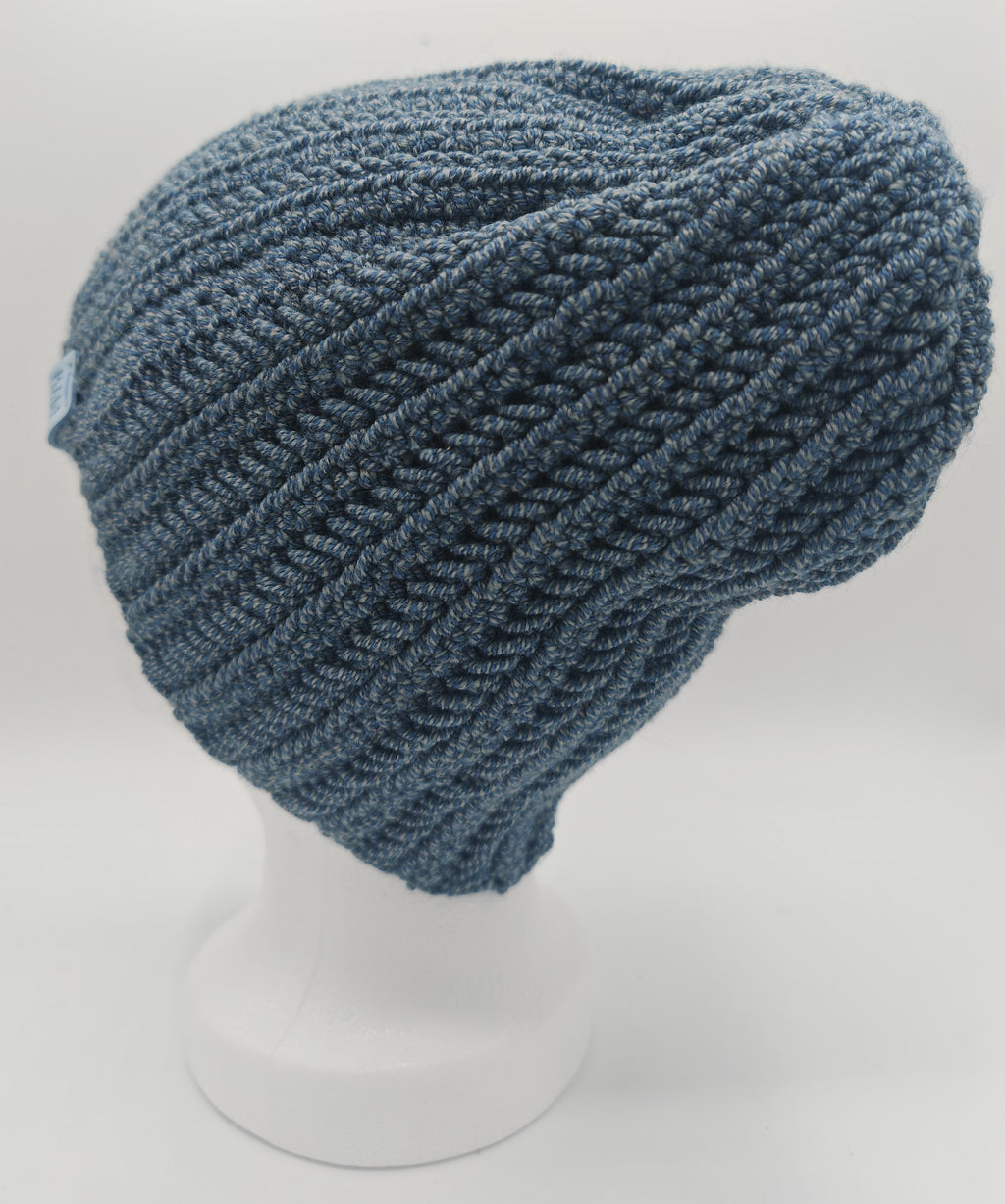 Handgehäkelte Beanie – zeitlose Wintermütze