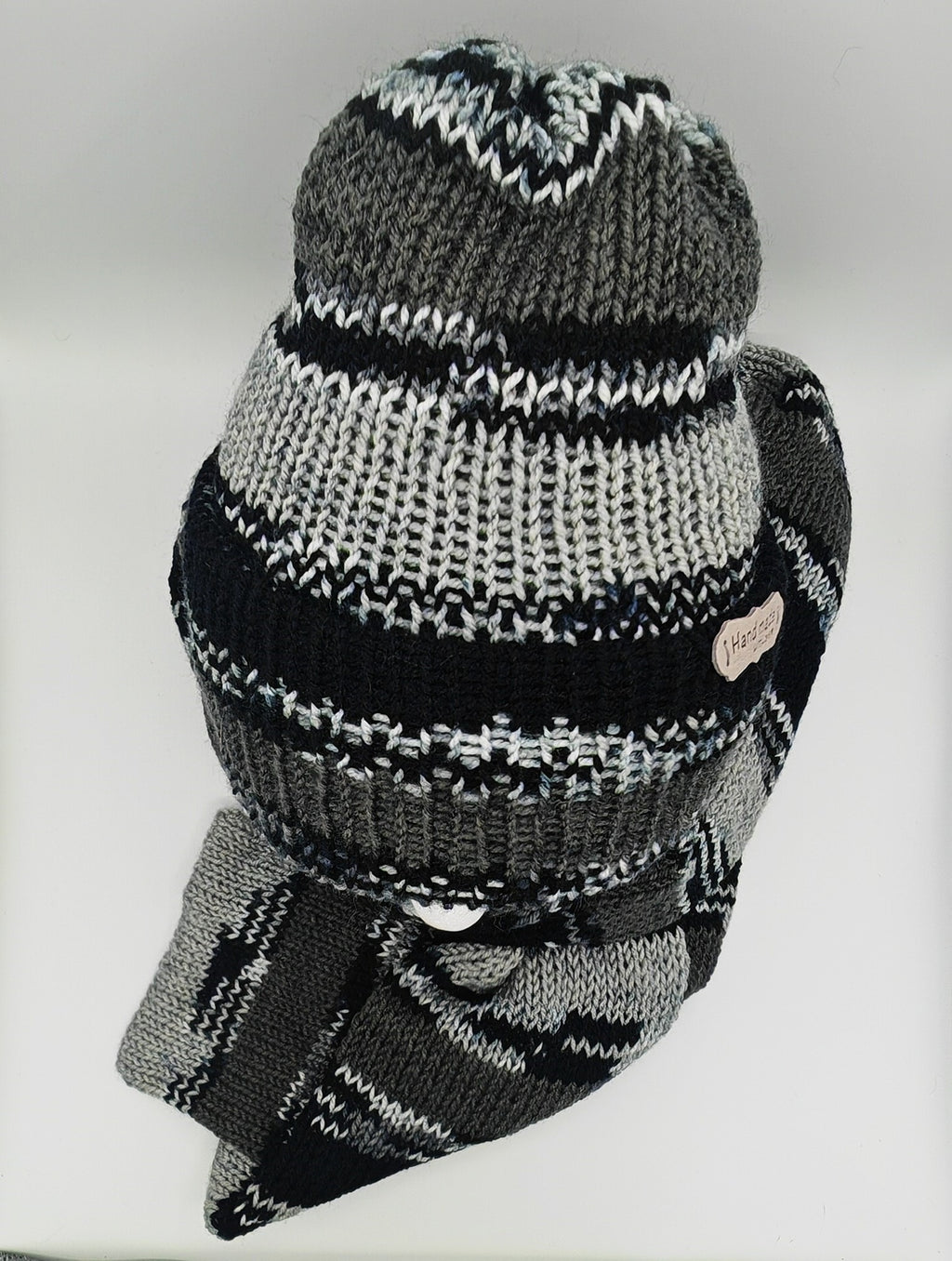 Handgestricktes Partnerlook Set – Mütze, Schal & Hundeloop | Handmade Winterset Unikat