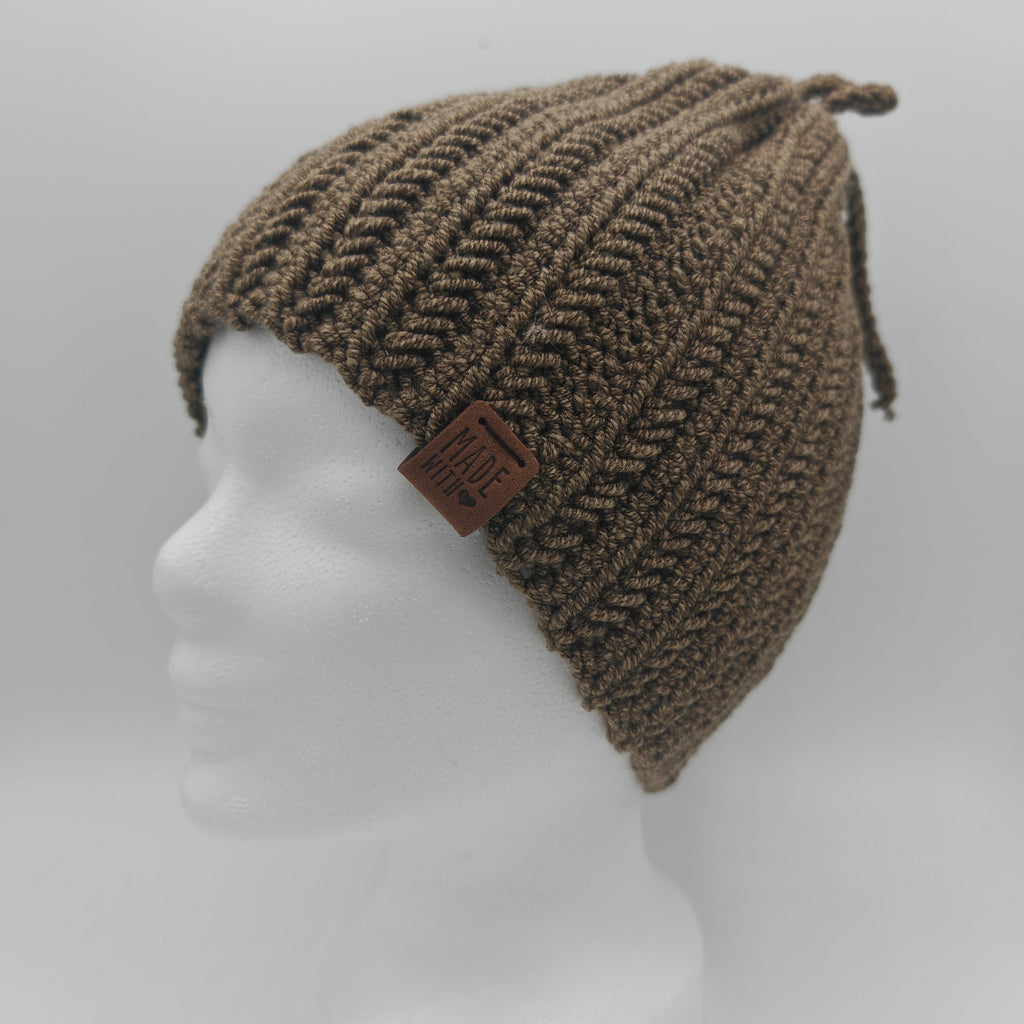 Handgehäkelte Wintermütze | wahlweise mit Bommel oder mit fester Schleife