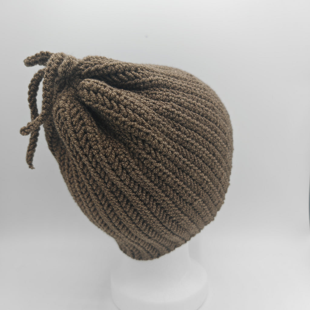 Handgehäkelte Wintermütze | wahlweise mit Bommel oder mit fester Schleife