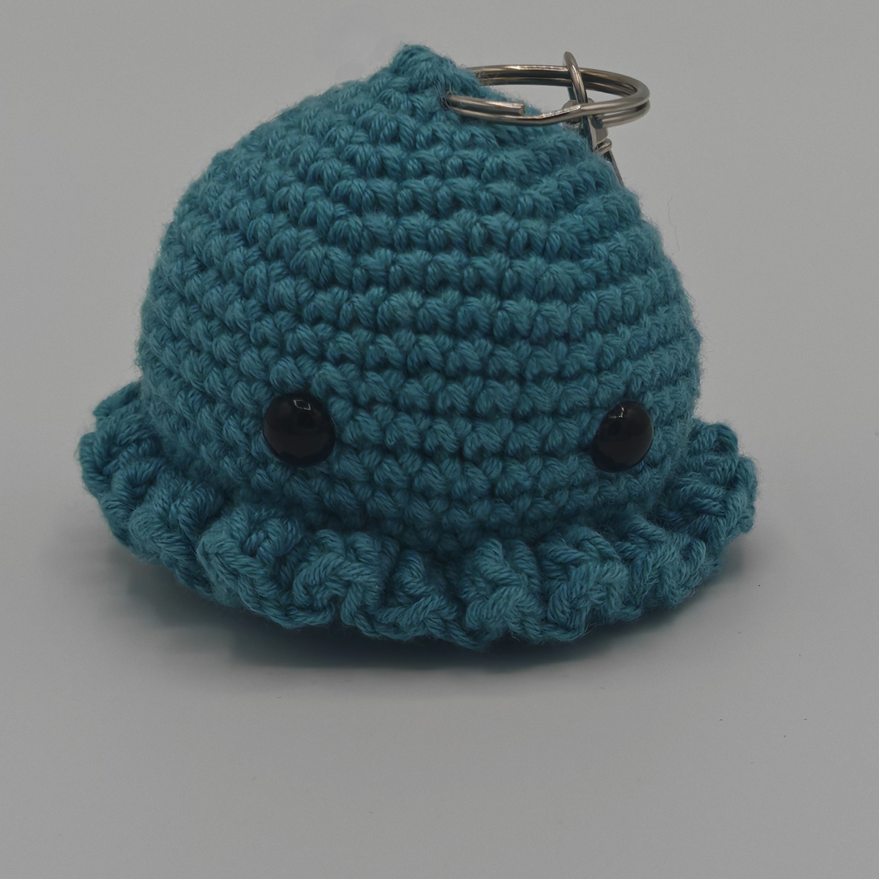 Handgehäkelter Oktopus Schlüsselanhänger – handgemachtes Amigurumi