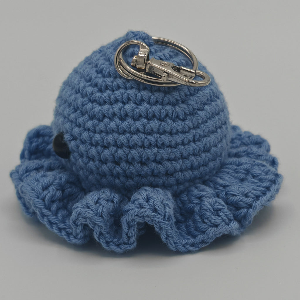 Handgehäkelter Oktopus Schlüsselanhänger – handgemachtes Amigurumi