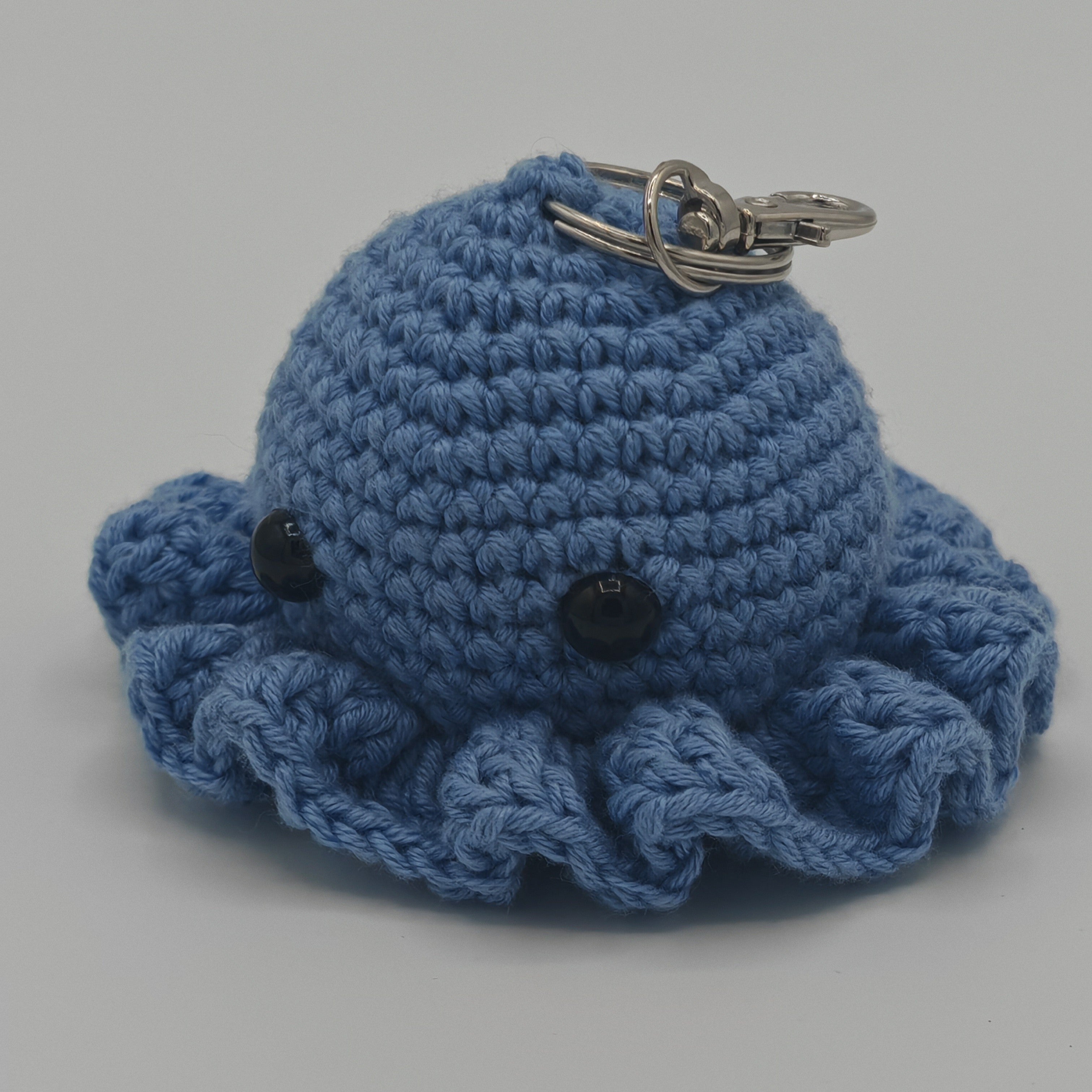Handgehäkelter Oktopus Schlüsselanhänger – handgemachtes Amigurumi