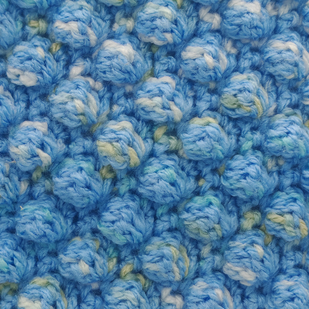 Handgehäkeltes Kissen- & Decken-Set Blau | Struktur Häkeldecke mit Kissen | Handmade Wohnaccessoire | Sofadecke Set Unikat