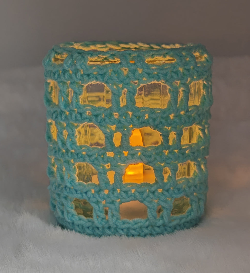 Gehäkeltes Windlicht aus Glas | Handgemachter Teelichthalter im Boho Stil | Deko in verschiedenen Farben