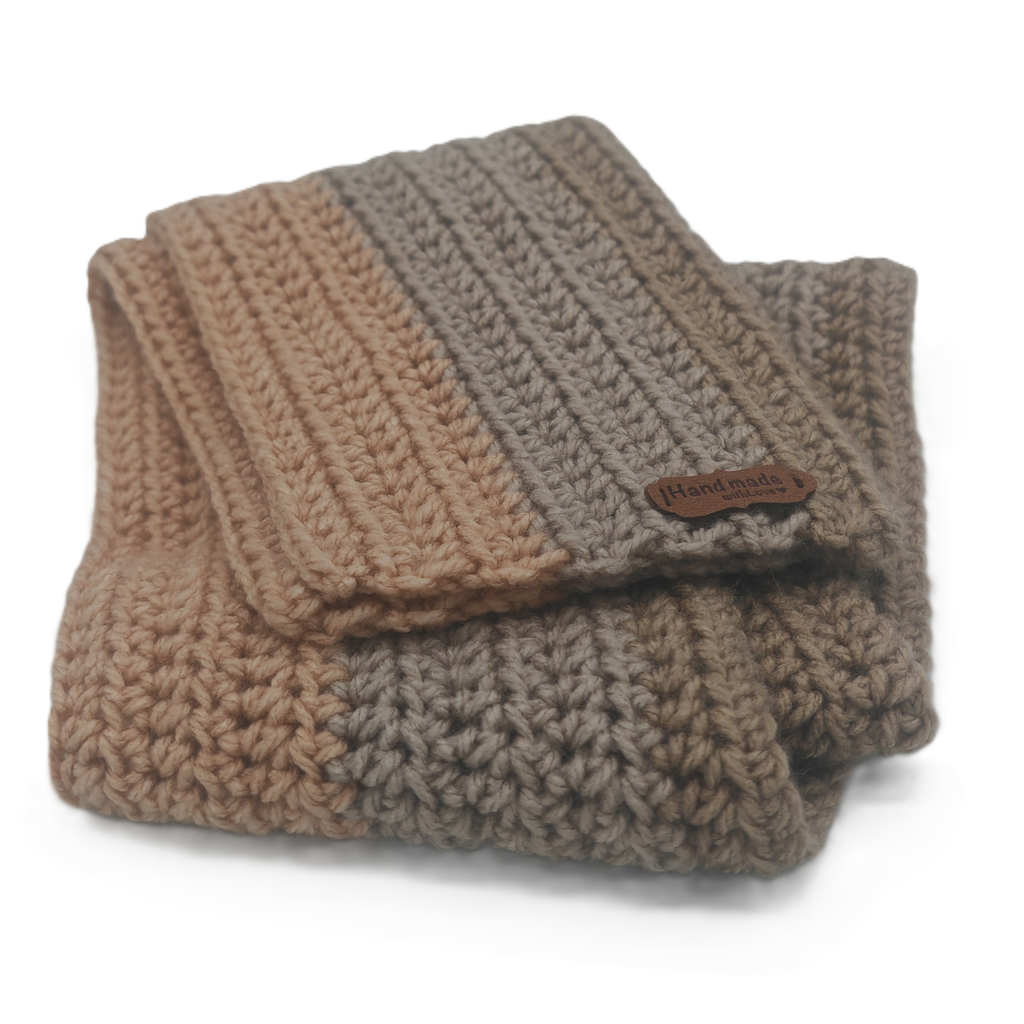 Handgehäkelter Schal in Naturtönen – kuschelig & zeitlos | Unikat
